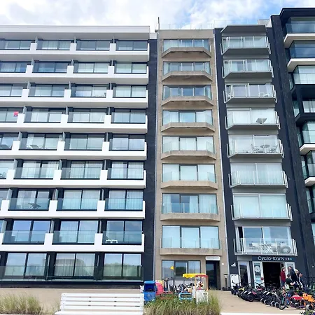 In Near The Marina Apartment *